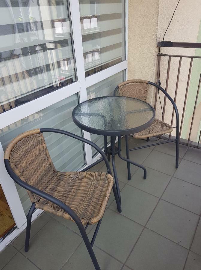Przytulna I Przestrzenna Garsoniera- Centrum تارنوف المظهر الخارجي الصورة